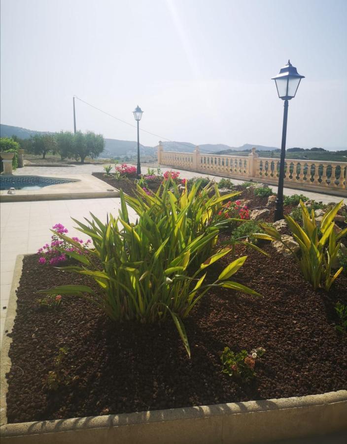 טאולאדה Suites In Ca Olivar, Moraira מראה חיצוני תמונה